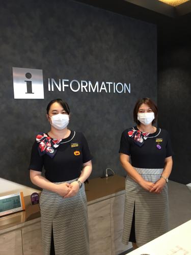 ショッピングモール アウトレット インフォメーション ディンプル 御殿場市の受付求人 バイト 267 美受 ビージュ